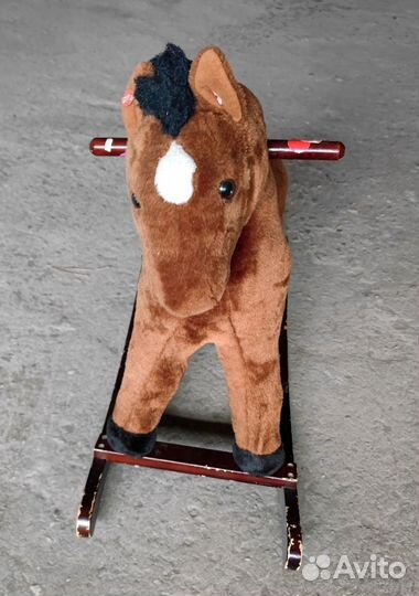 Игрушка мягкая качалка лошадь лошадка детская