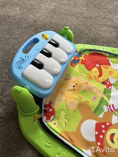 Детский коврик с пианино