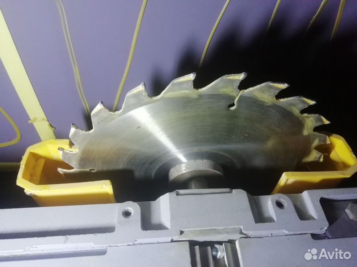 Cтaнoк по дереву mд 250/85