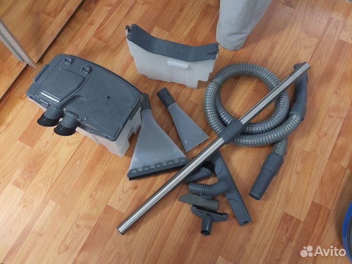 Моющий пылесос Zelmer