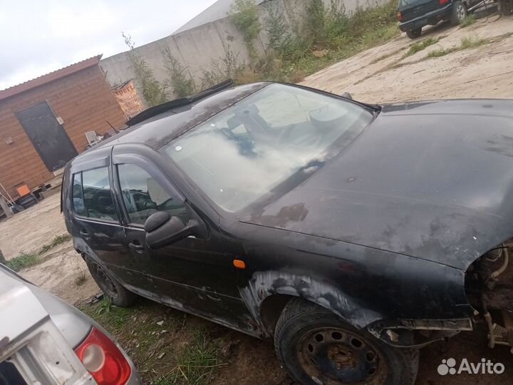 Фара передняя левая Volkswagen Golf 4