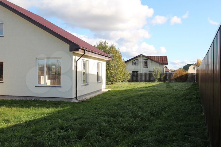 Коттедж 195,9 м² на участке 12 сот.