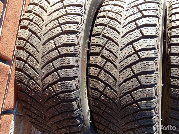 Michelin X-Ice North 4 205/55 R16 94T