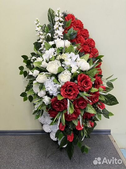 Ритуальные траурные венки 