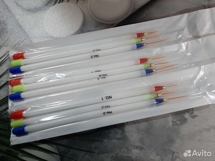 Кисти для маникюра