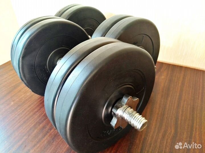 Гантели по 12,1 кг весом каждая, пара 24 кг