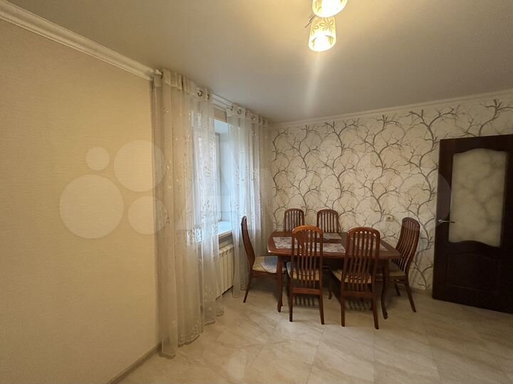 3-к. квартира, 68,4 м², 2/5 эт.