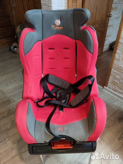 Автомобильное кресло