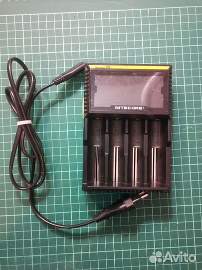 Зарядное устройство nitecore D4 18650/16340 на 4