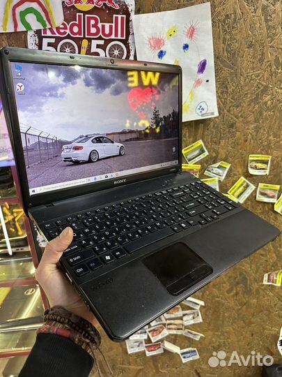 Sony 15.6 core i5 4gb ssd128 hdd320 win10