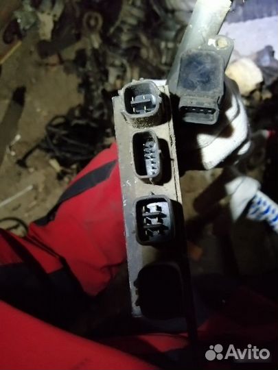 Блок управления двигателем лексус is 250