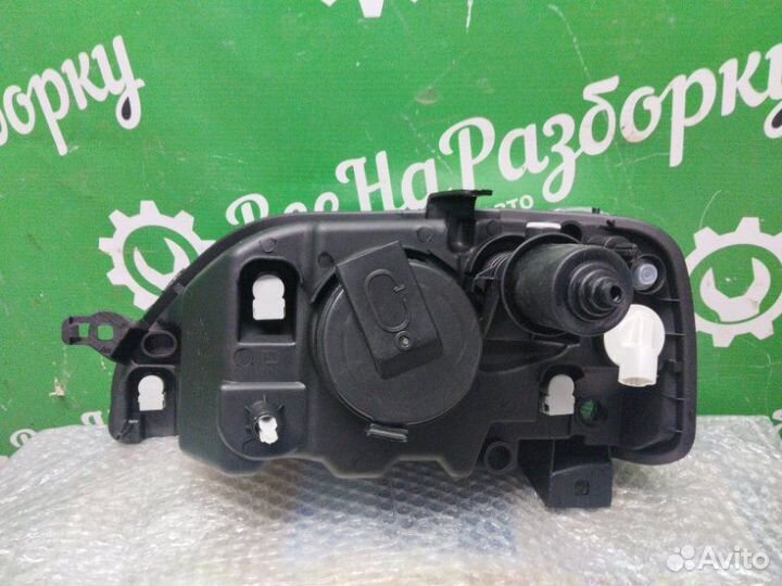 Фара передняя правая Renault Logan 1 04-10