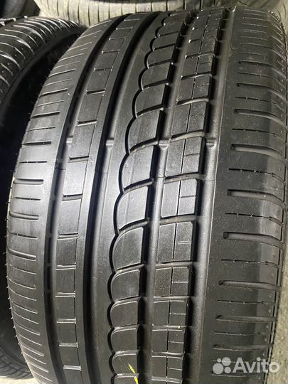 Pirelli P Zero Rosso 245/40 R17