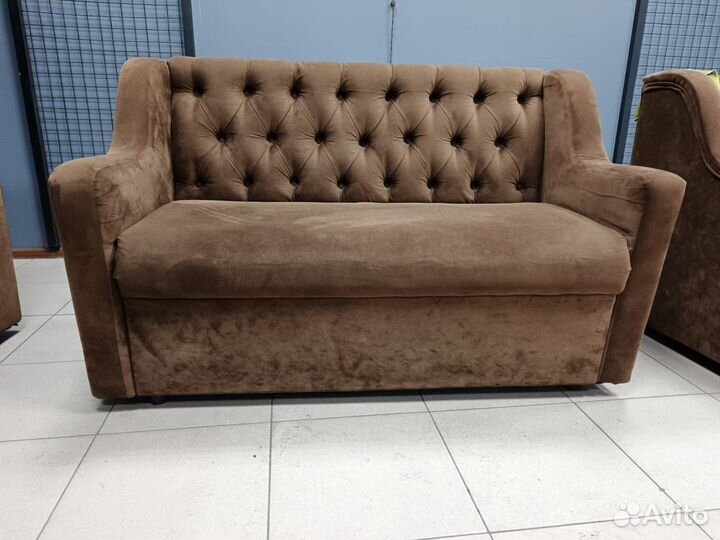 Диваны, угловой кожаный разборной