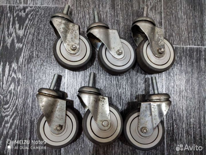 Колесики для мебели, стеллажа