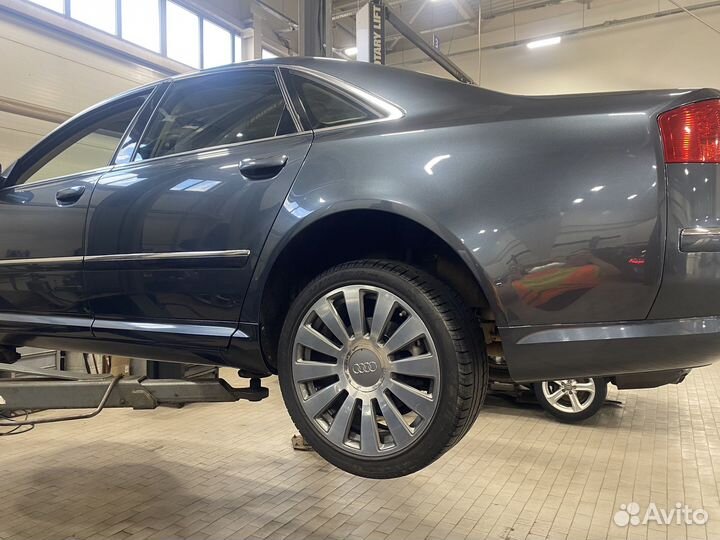 Audi A8 4.2 AT, 2002, 37 000 км