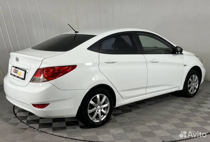 Hyundai Solaris 1.6 AT, 2013, 203 100 км