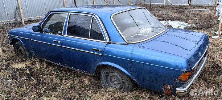 Mercedes-Benz W123 2.0 AT, 1978, 500 000 км