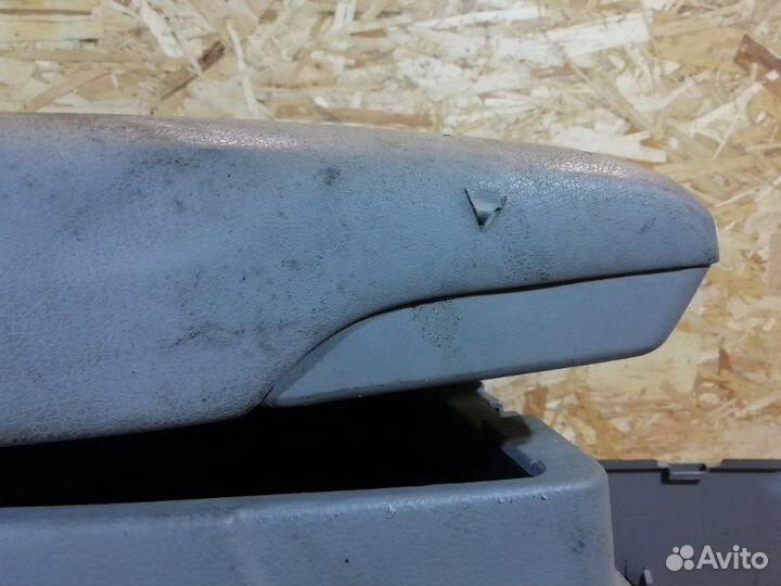 Подлокотник Toyota Camry V40 2008