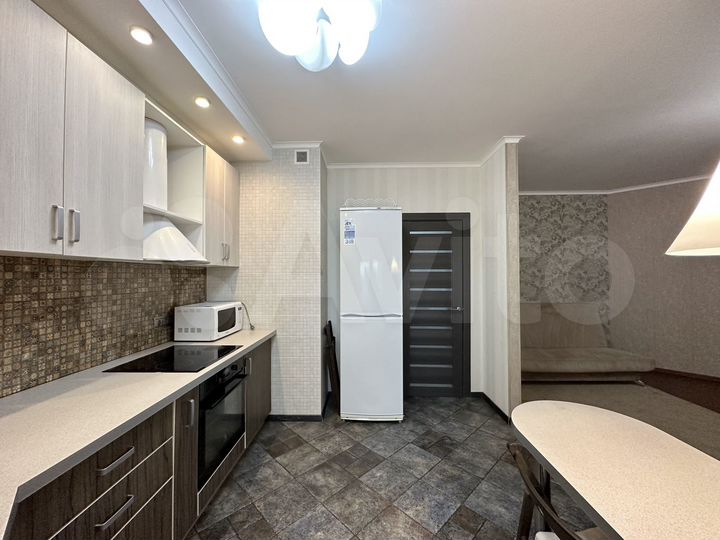 2-к. квартира, 68,5 м², 7/17 эт.