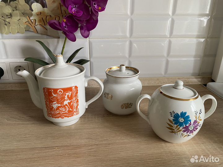 Сахарницы, чайники-фарфор