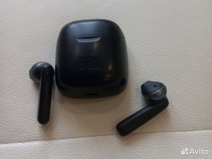 Беспроводные наушники jbl tune 225 tws