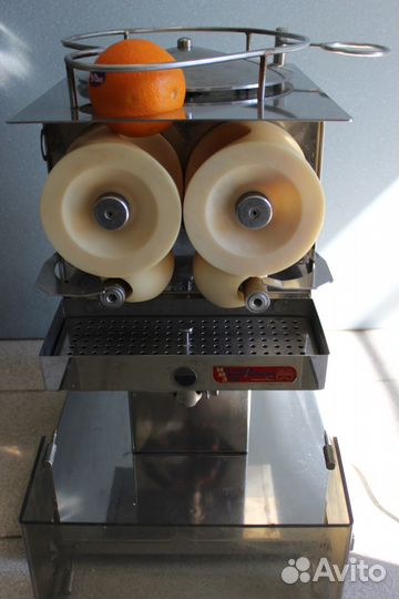 Соковыжималка для цитрусовых