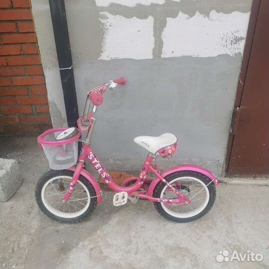 Детский велосипед с ручкой бу