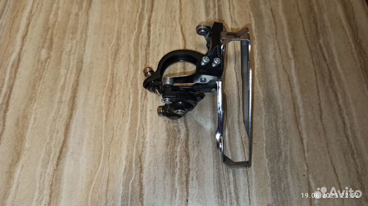 Переключатель передний shimano Tourney б/у