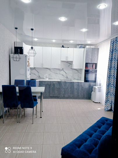 2-к. квартира, 54 м², 8/16 эт.