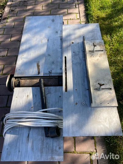 Циркулярная пила с рубанком