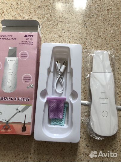 Ультразвуковой аппарат для чистки лица