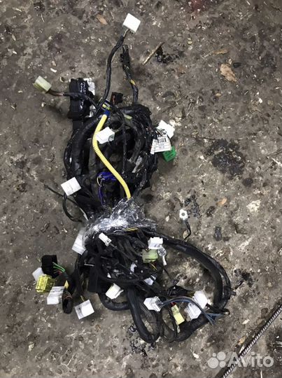 Подторпедная проводка на KIA Rio 3