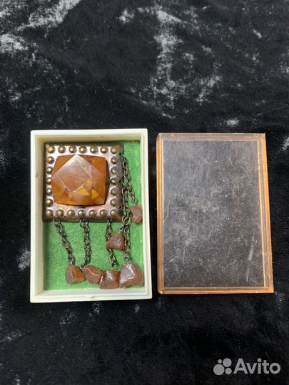 Брошь Спиндулеляй. Прибалтика