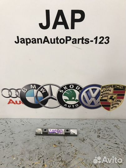 Кронштейн коллектора Audi Q3 8U cpsa 2012