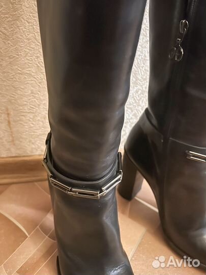 Сапоги женские осенние Fabi