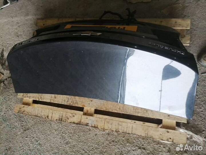 Крышка багажника Chevrolet Cruze седан