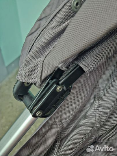 Прогулочная коляска трость