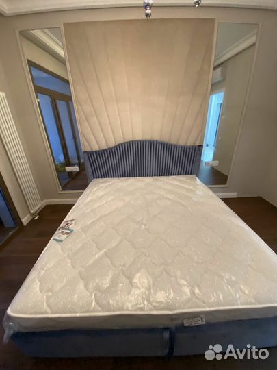 Кровати на заказ / Двухспальная кровать