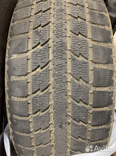 Toyo Observe GSi-5 275/55 R20 113