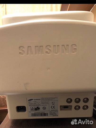 Монитор Samsung 19 дюймов