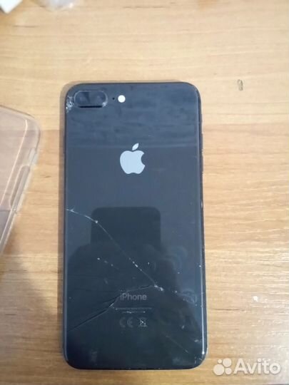 iPhone 8 Plus, 64 ГБ