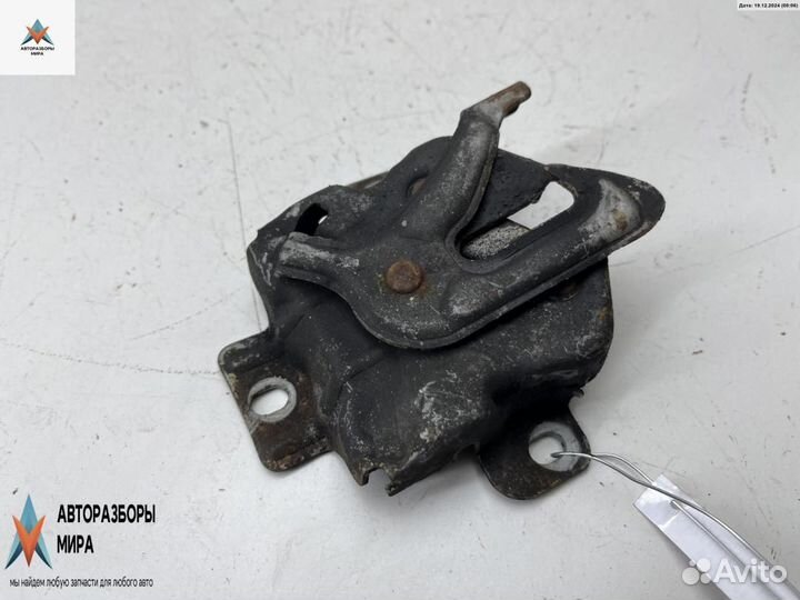 Замок капота Suzuki SX4 2007