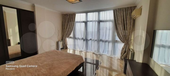 2-к. квартира, 80 м², 8/10 эт.