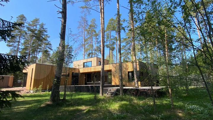 Дом 441,2 м² на участке 22 сот.