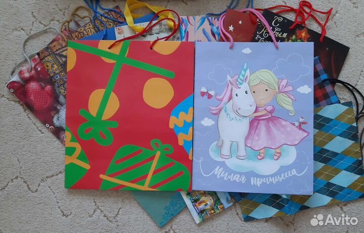 Подарочные пакеты