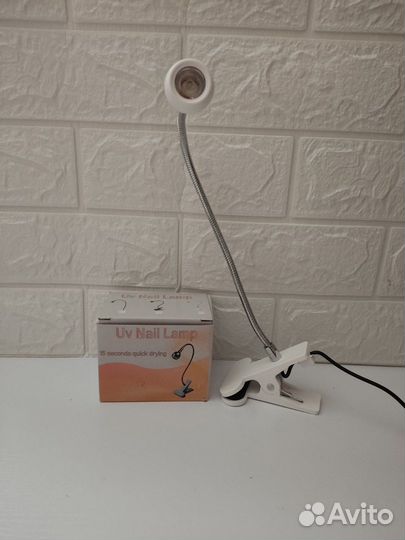 LED-лампа для маникюра на прищепке