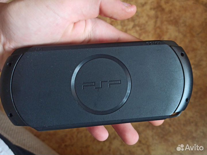 Sony PSP e 1008 стрит