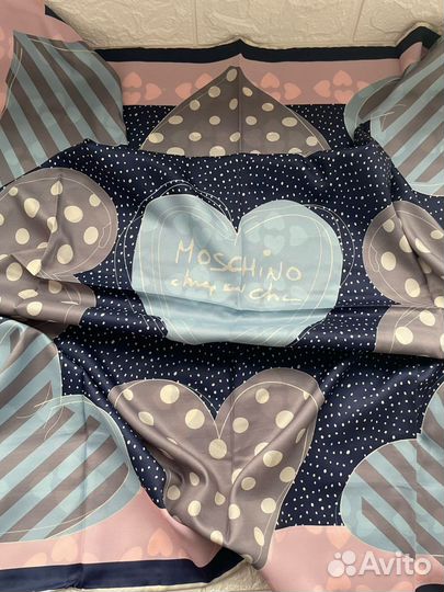 Платок шёлковый Moschino