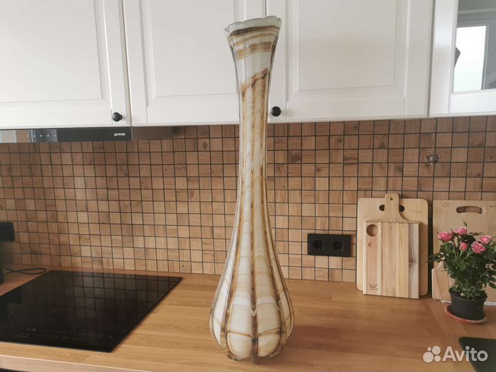 Ваза с трещиной